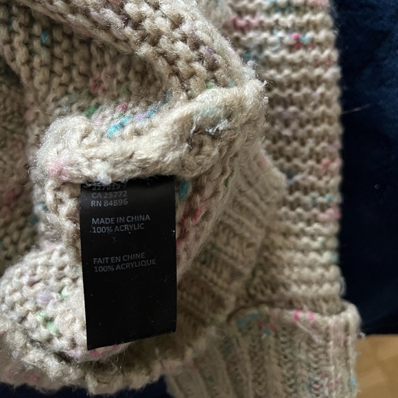 Tan and Pink Crew Neck Sweater with Star Design - Picture 5 of 6